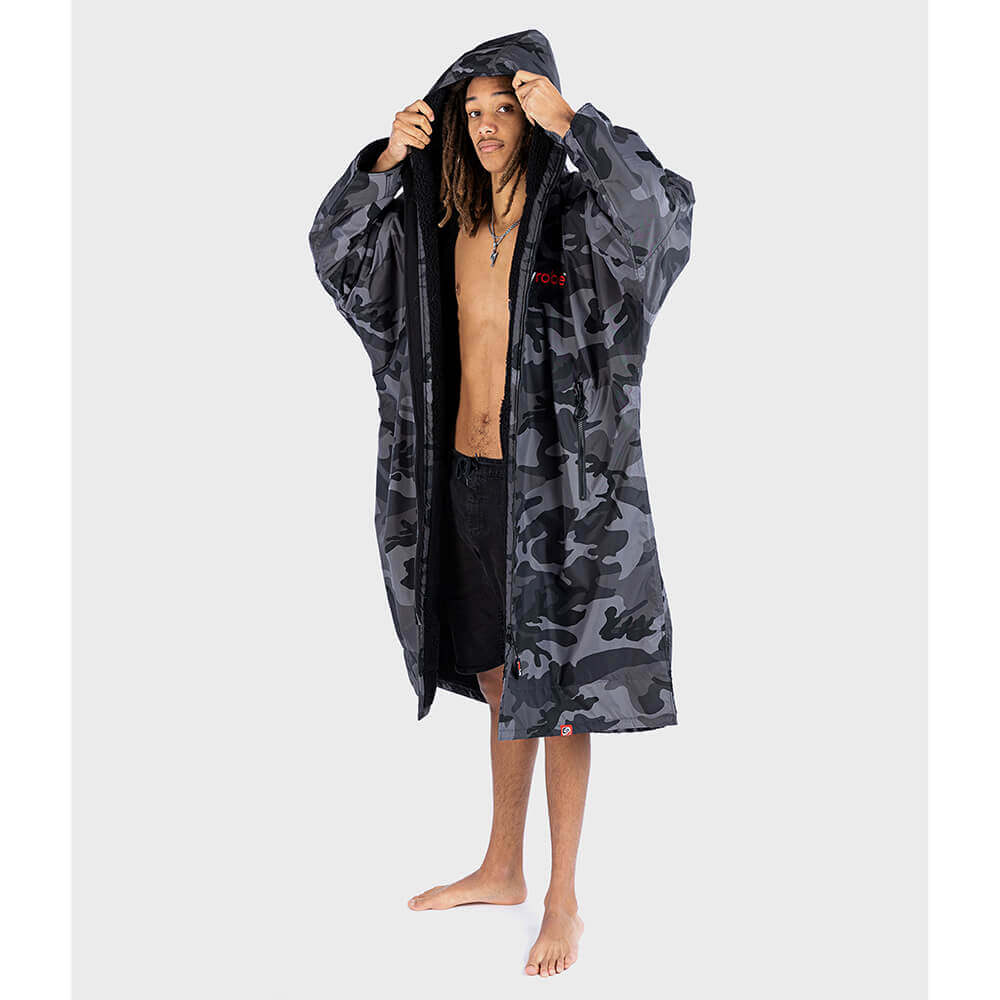 Dryrobe Advanced Long Sleeve Black Camo Black Worn 2