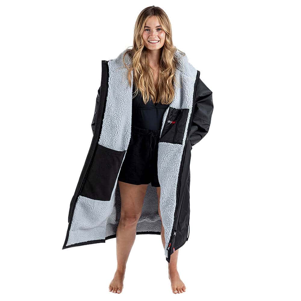 DryRobe Advanced Long Sleeve Worn Black/Grey