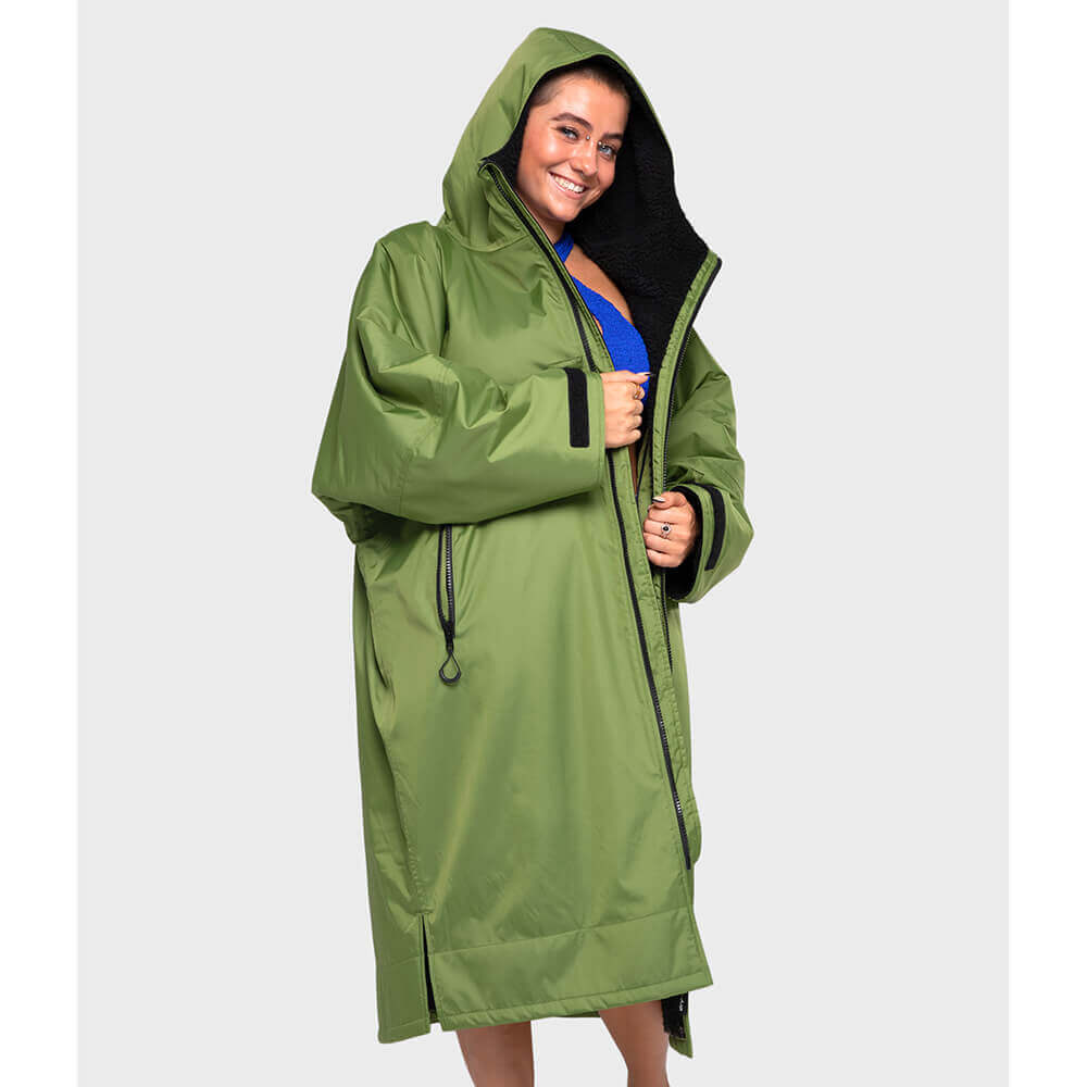 DryRobe Advanced Long Sleeve Worn Green/Black