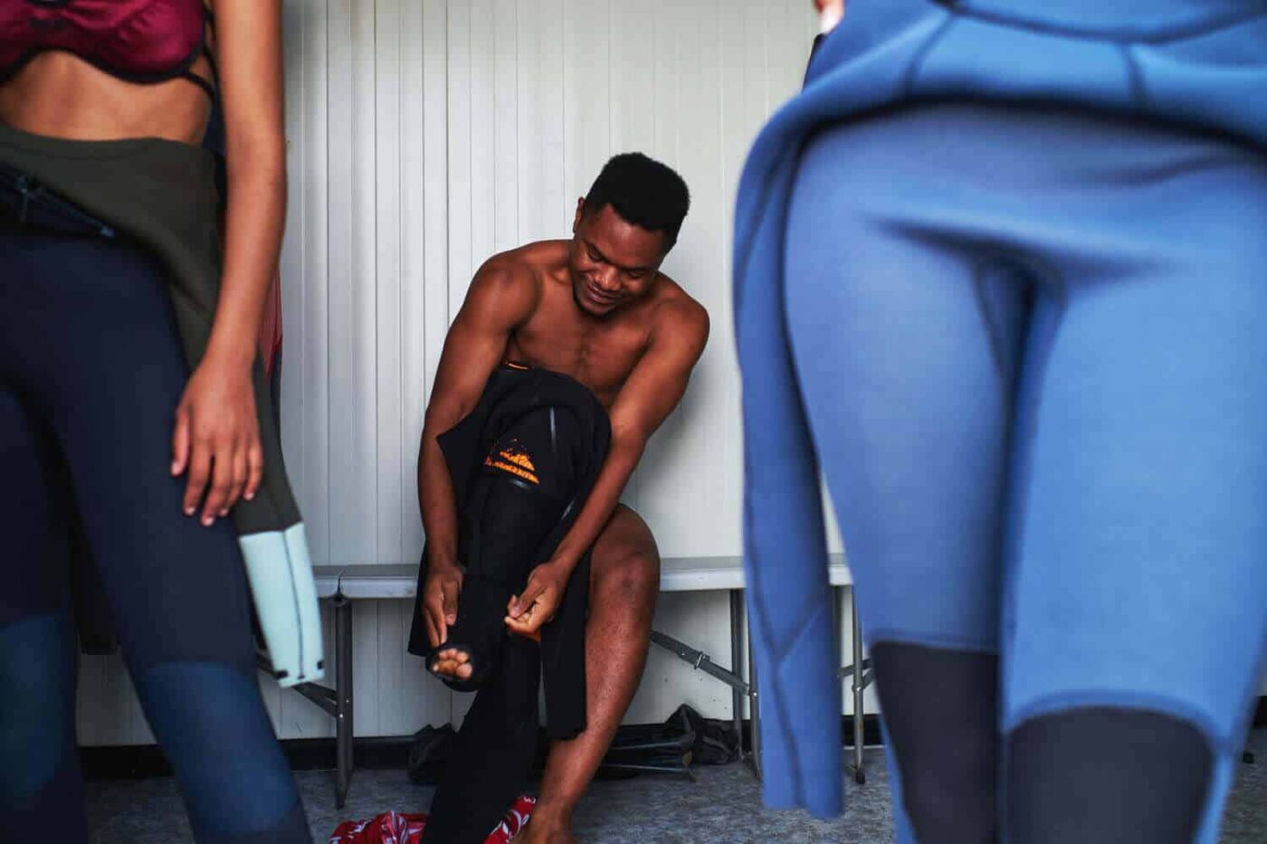 How To Get Into & Out Of A Wetsuit