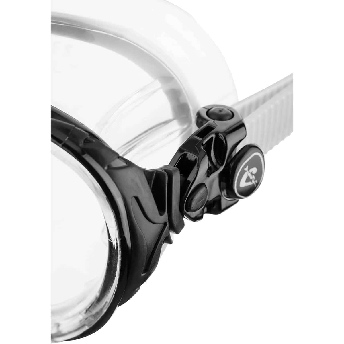 Cressi Big Eyes Evolution Crystal Mask Clear/Black Buckle Detail