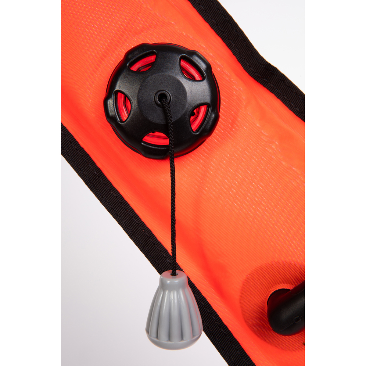 Apeks 1.4m DSMB Orange Dump Valve Detail