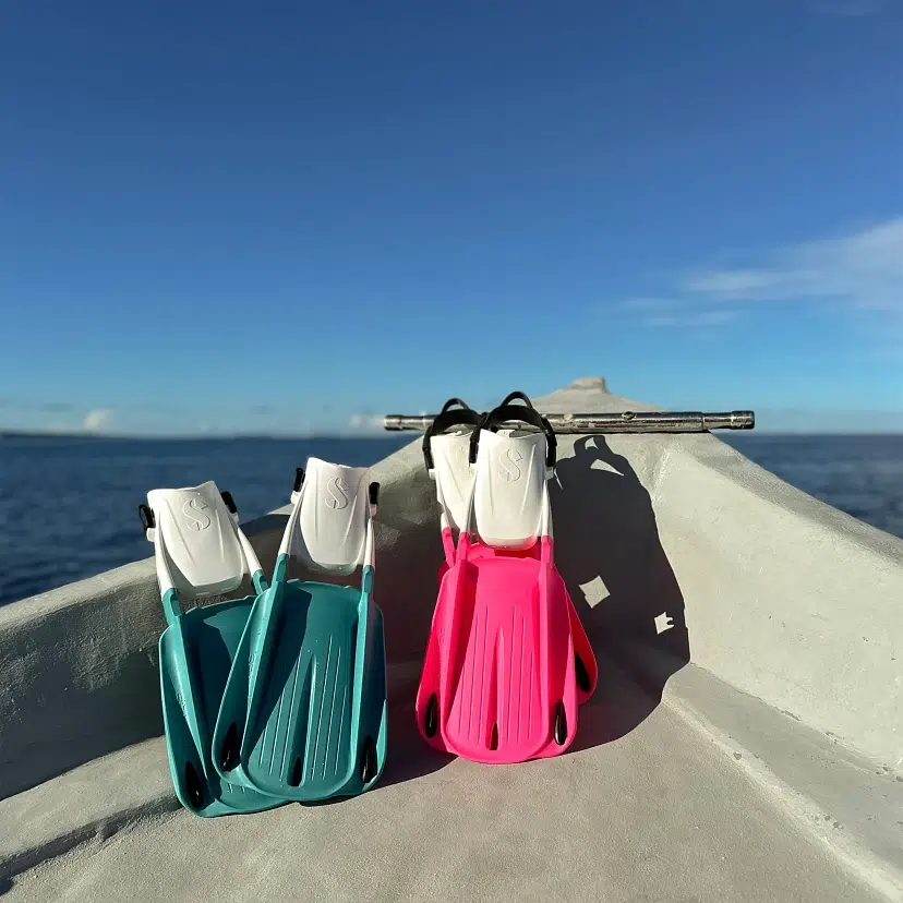 scubapro seawing supernova blade in use